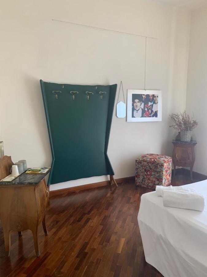 Altrove Bed & Breakfast Cagliari Eksteriør bilde